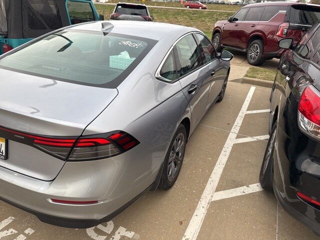 2023 Honda Accord EX photo 3