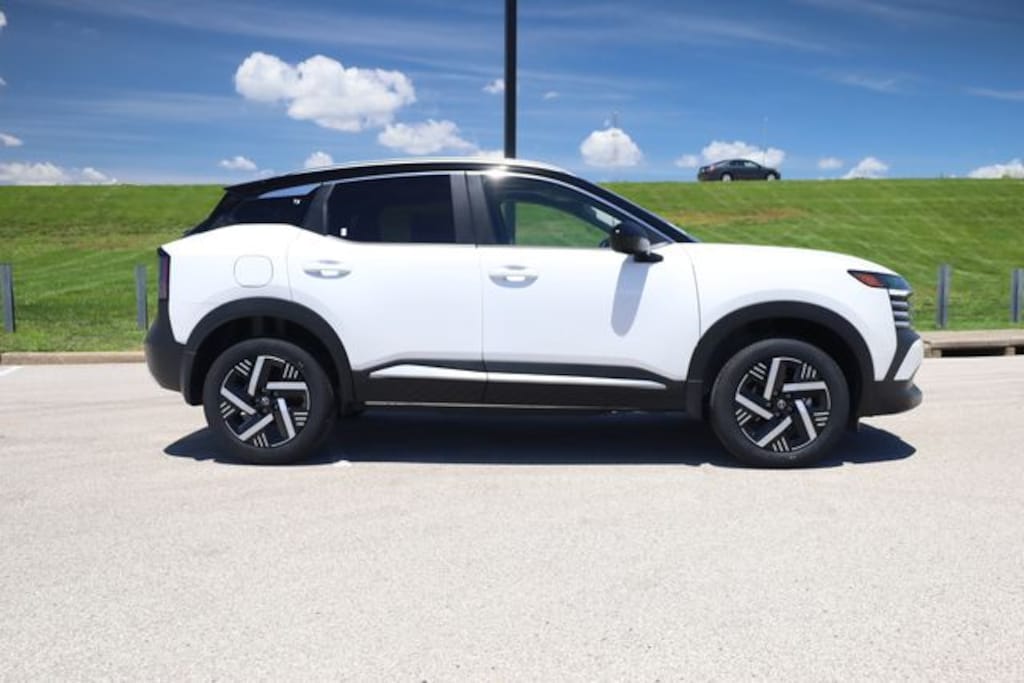 New 2026 Nissan Kicks SV SUV