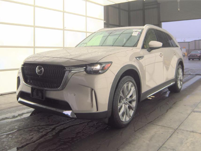 2025 Mazda CX-90's photo