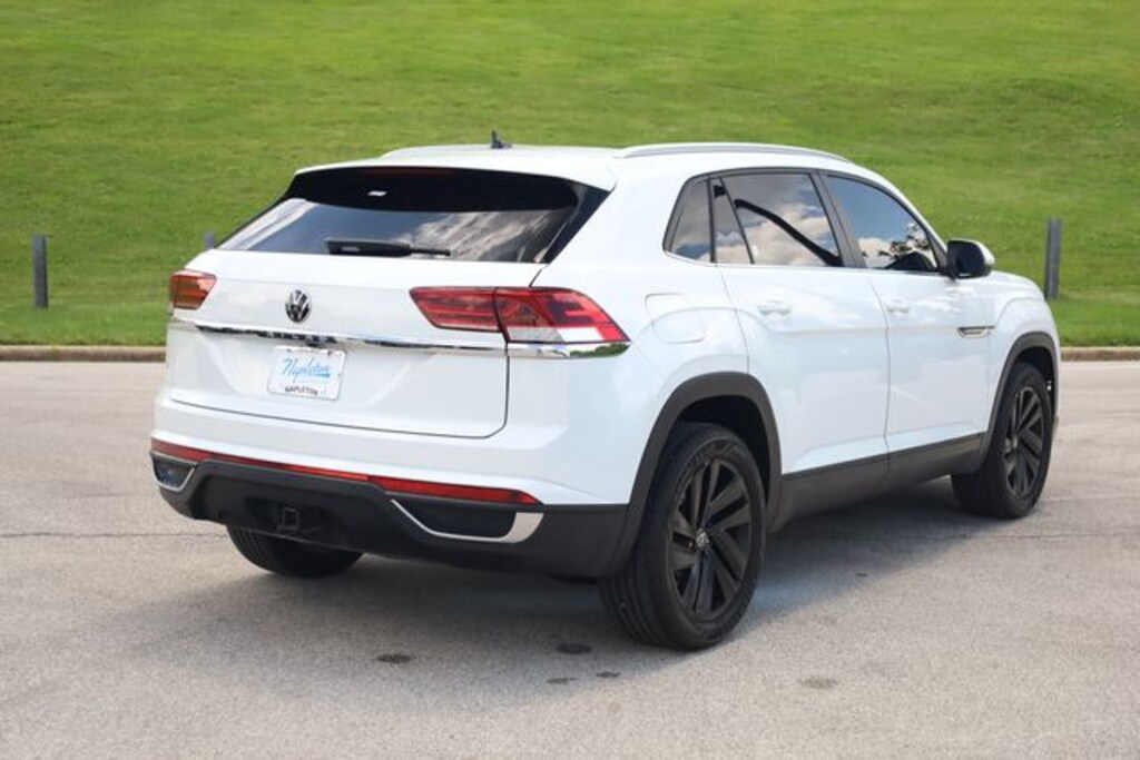 Used 2022 Volkswagen Atlas Cross Sport 3.6L V6 SE w/Technology SUV