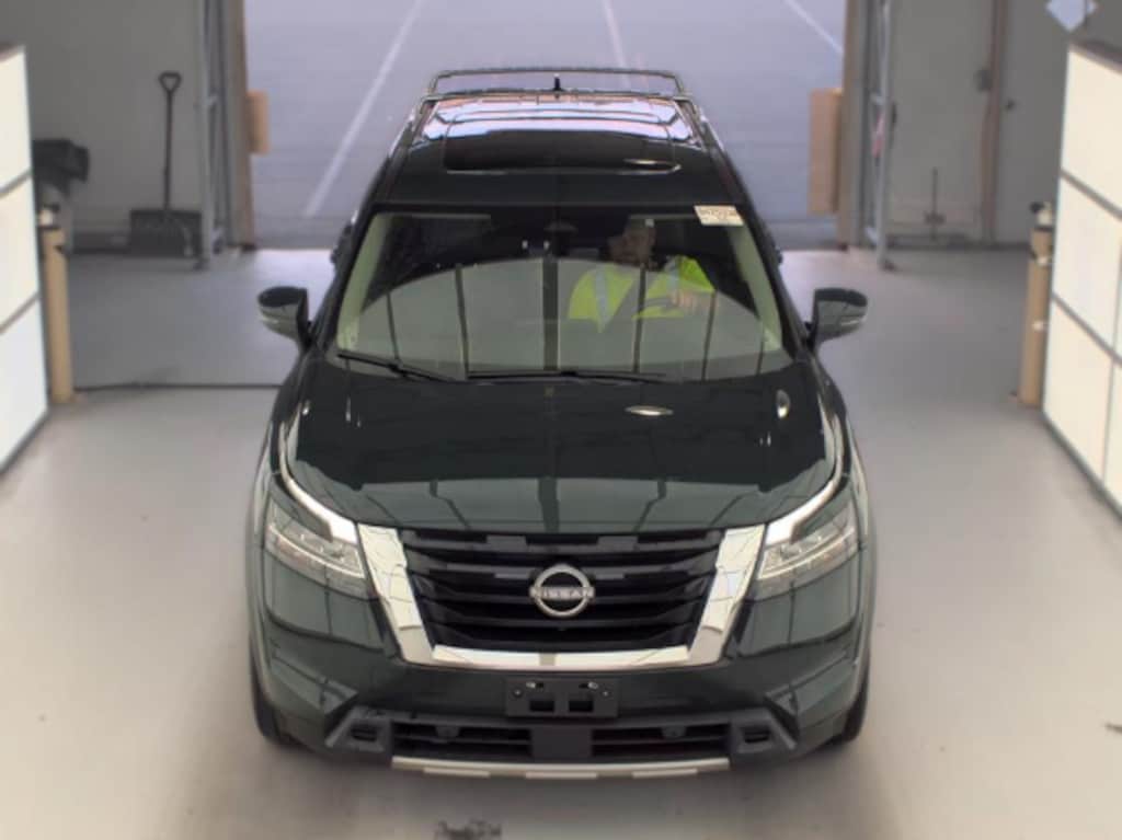 Used 2023 Nissan Pathfinder SL SUV