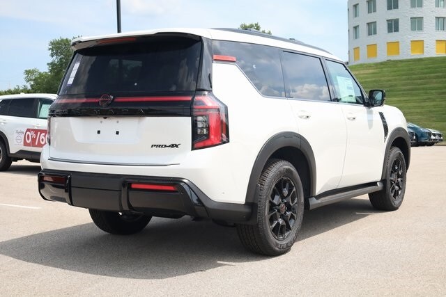 2025 Nissan Armada photo 4