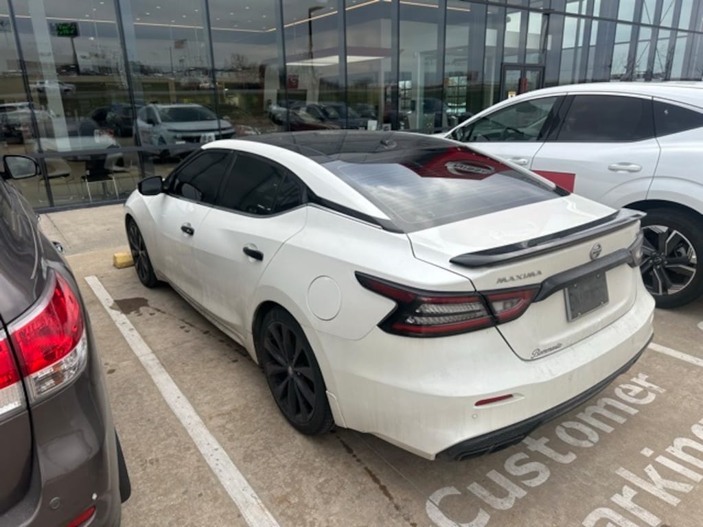 Used 2021 Nissan Maxima SR Sedan
