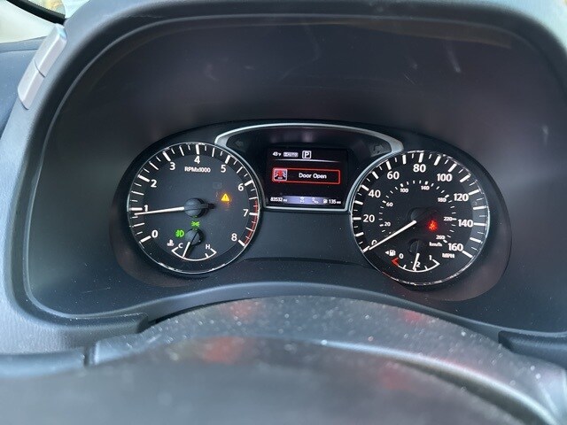 2020 Nissan Pathfinder Platinum photo 4