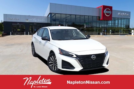 2025 Nissan Altima SV Sedan