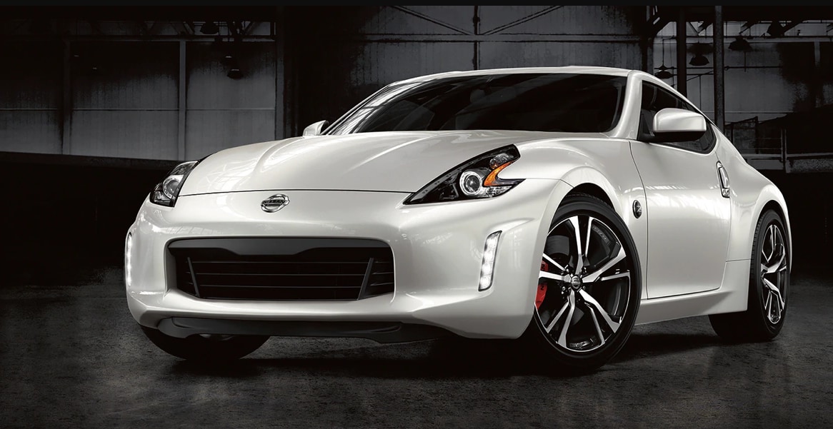 find-nissan-370-z-coupe-near-st-louis
