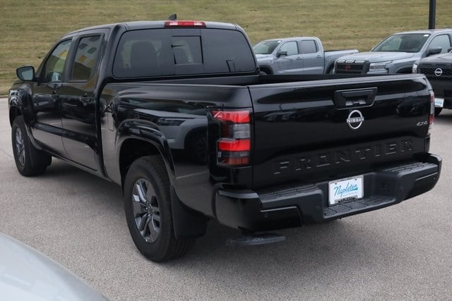 2026 Nissan Frontier SV - Photo 6