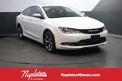2015 Chrysler 200 S Sedan