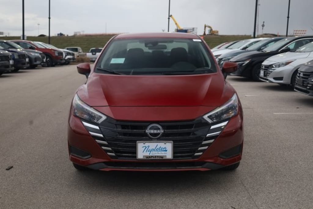 New 2025 Nissan Versa 1.6 SV Sedan