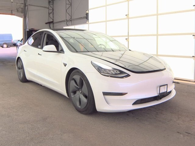 2020 Tesla Model 3 photo 3