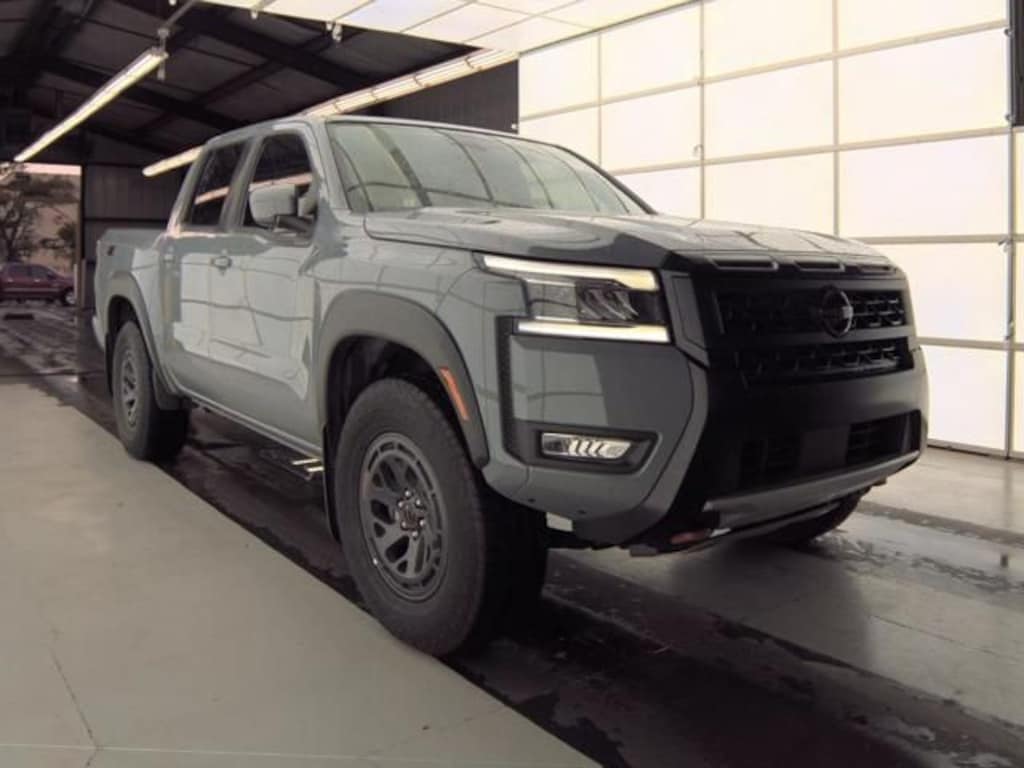 Certified 2025 Nissan Frontier PRO-4X Truck Crew Cab