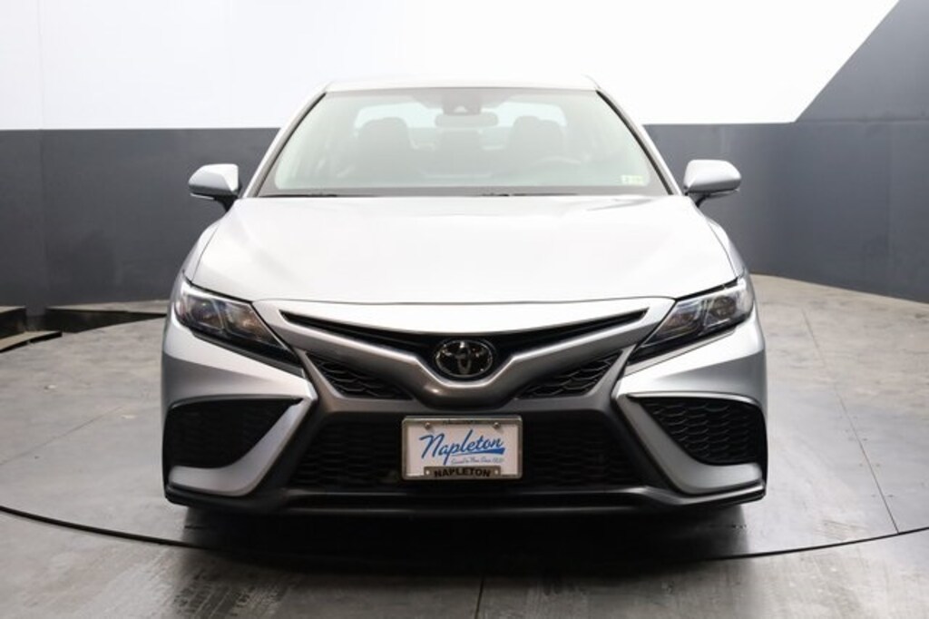 Used 2024 Toyota Camry SE Sedan