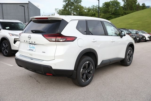 2025 Nissan Rogue SV photo 4