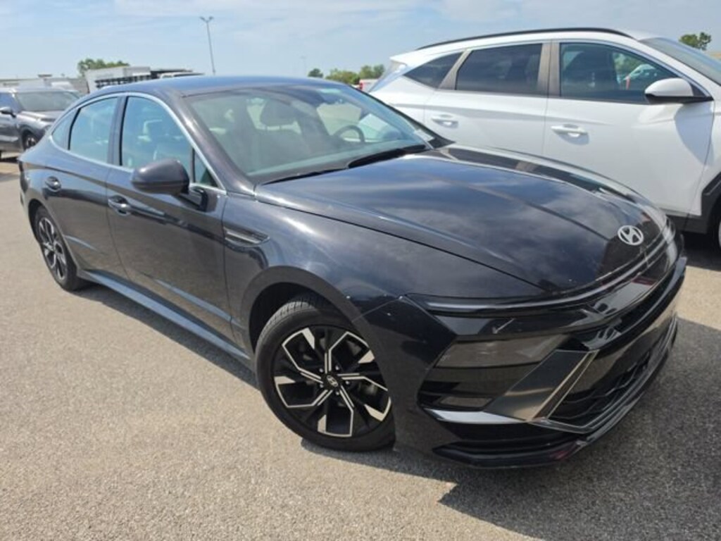 Used 2025 Hyundai Sonata SEL Sedan