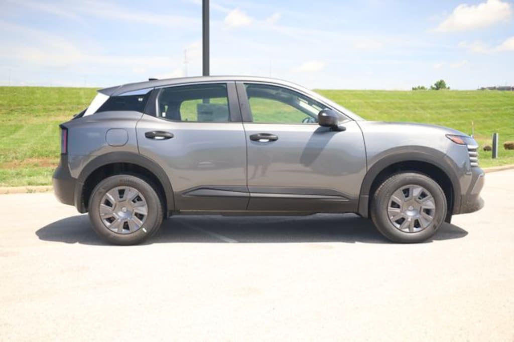 New 2026 Nissan Kicks S SUV