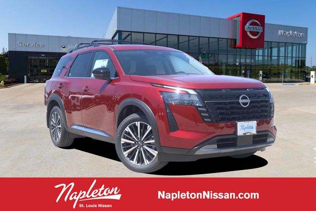 2026 Nissan Pathfinder Platinum 4WD's photo