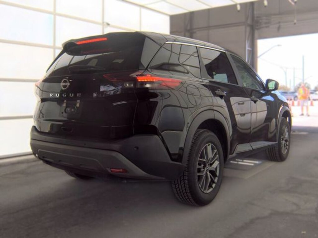 Used 2023 Nissan Rogue S SUV