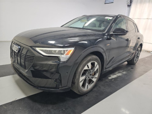 2021 Audi e-tron Premium SUV