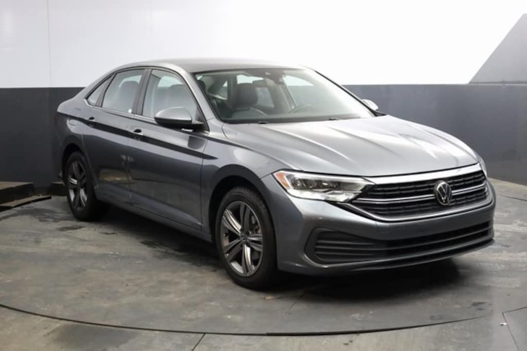 Used 2024 Volkswagen Jetta 1.5T SE Sedan