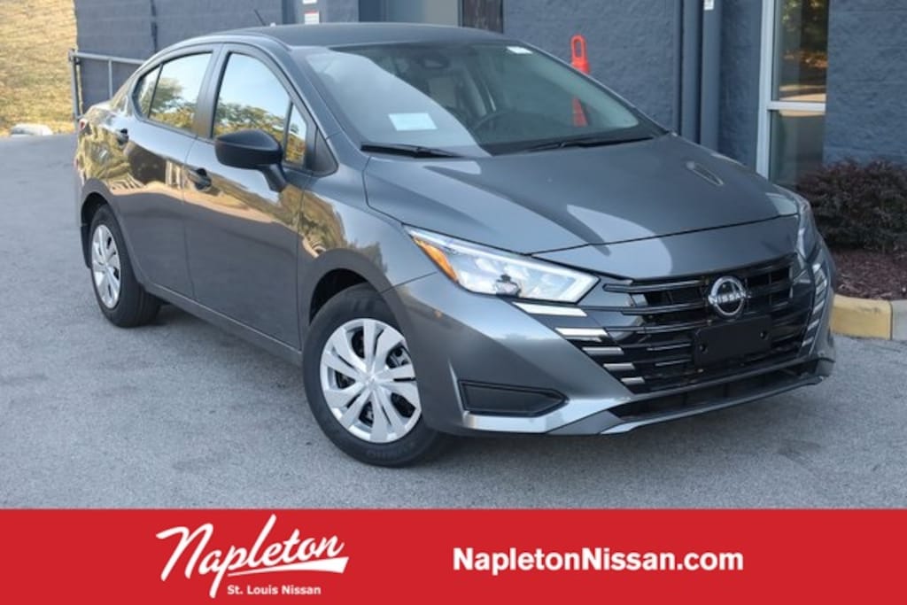 New 2025 Nissan Versa 1.6 S Sedan