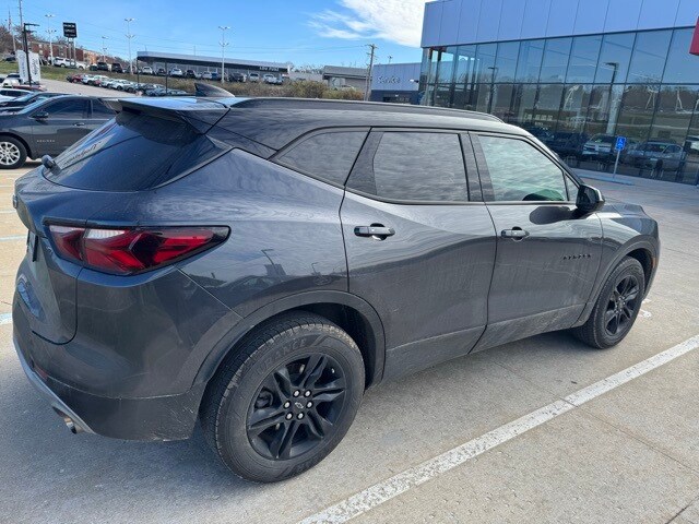 2022 Chevrolet Blazer 2LT photo 3