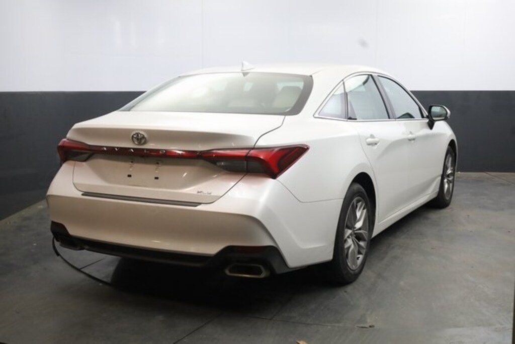 Used 2021 Toyota Avalon XLE Sedan