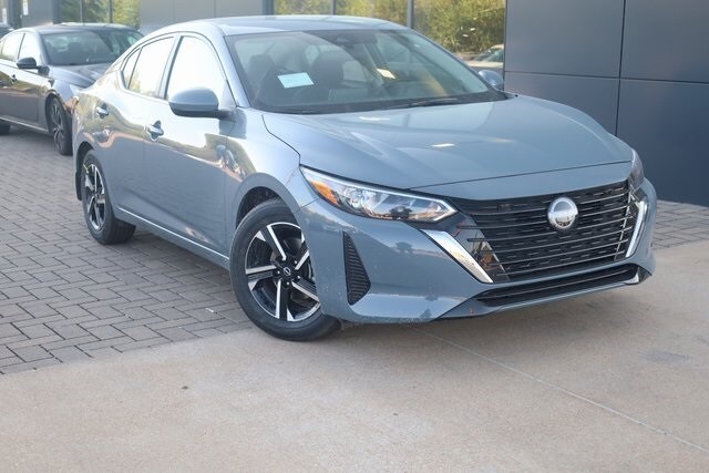 2025 Nissan Sentra SV photo 2