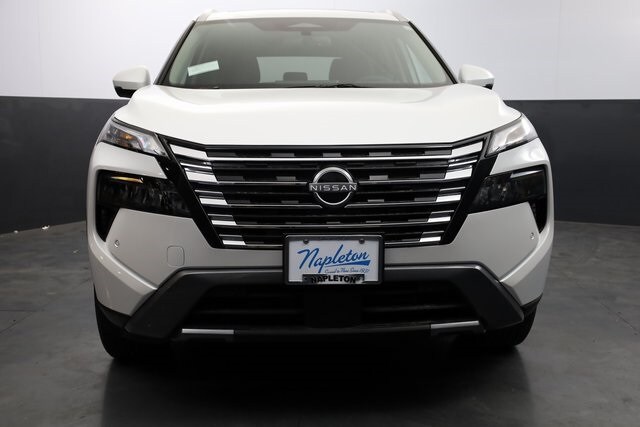 2025 Nissan Rogue SL photo 2