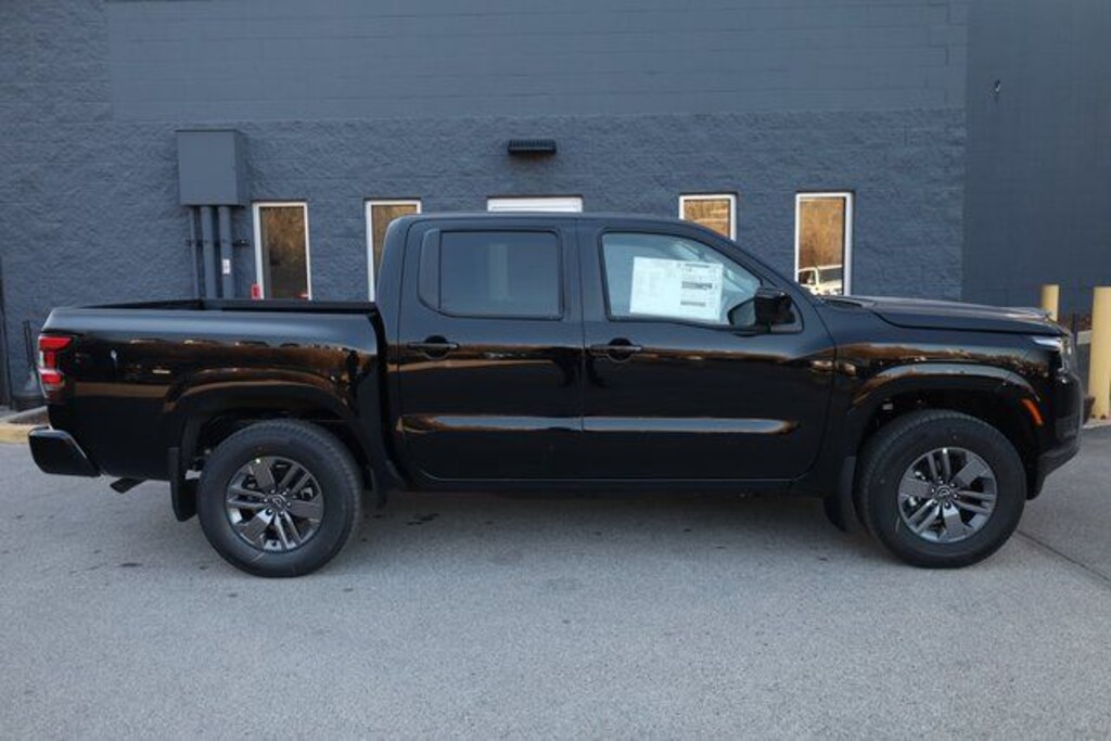 New 2026 Nissan Frontier SV Truck Crew Cab
