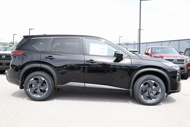 2025 Nissan Rogue SV photo 4