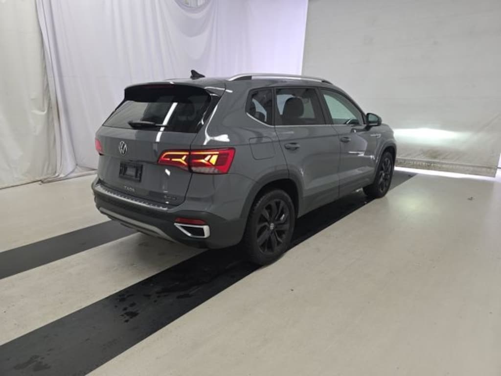 Used 2022 Volkswagen Taos 1.5T SE 4MOTION SUV
