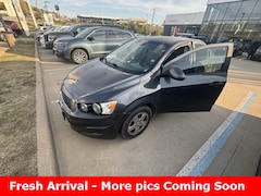 2013 Chevrolet Sonic LS Auto Sedan