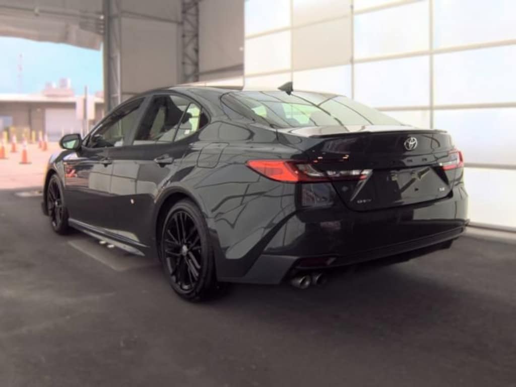 Used 2025 Toyota Camry SE Sedan