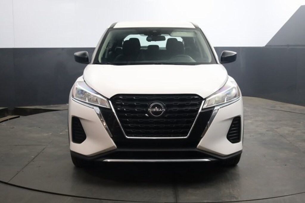 Used 2022 Nissan Kicks S SUV