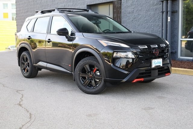 2025 Nissan Rogue SV photo 2
