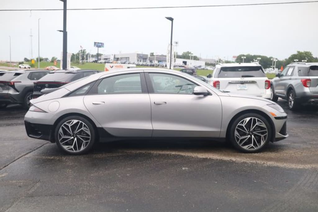 Used 2024 Hyundai IONIQ 6 SEL Sedan