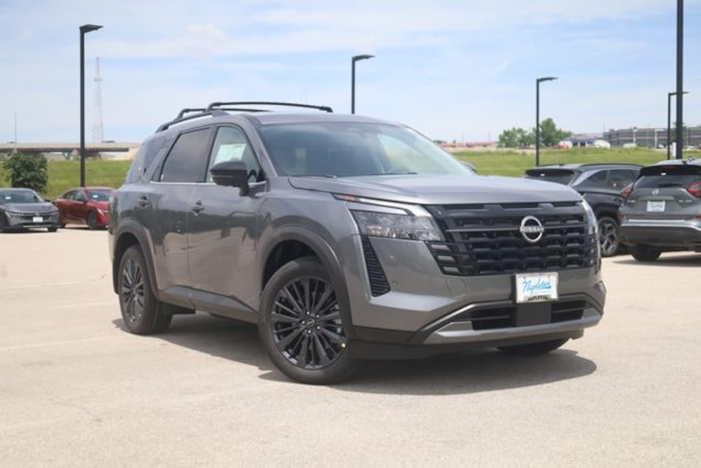 New 2026 Nissan Pathfinder SL SUV