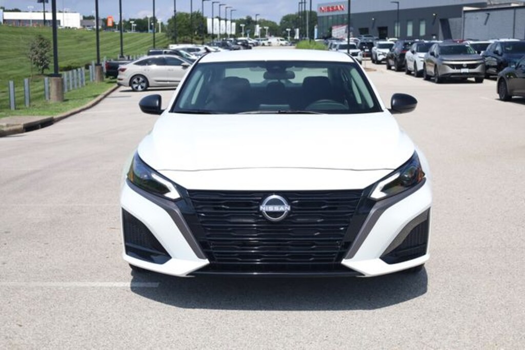 New 2026 Nissan Altima SV Sedan