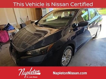 2025 Nissan LEAF S Hatchback