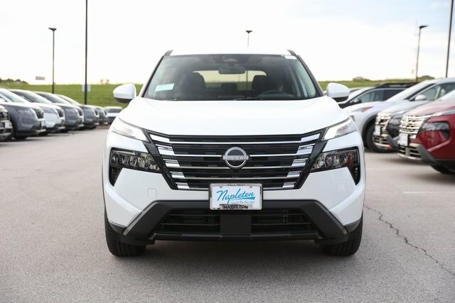 2025 Nissan Rogue SV photo 2