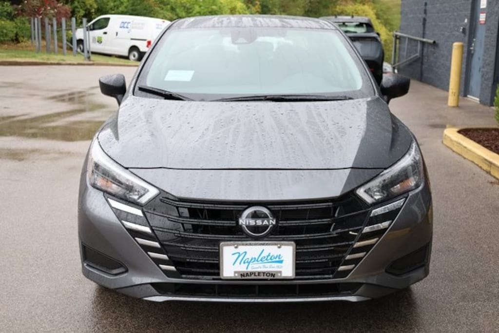 New 2025 Nissan Versa 1.6 S Sedan