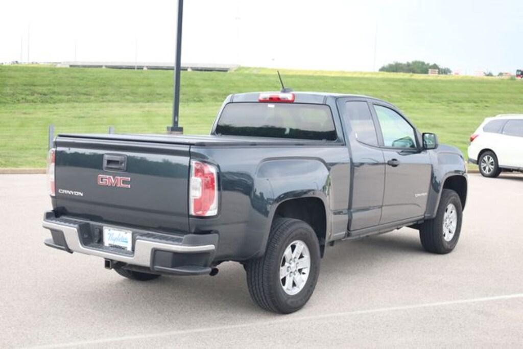 Used 2017 GMC Canyon Base Truck Extended Cab