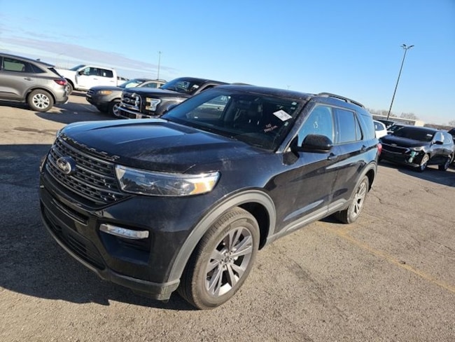 2023 Ford Explorer XLT SUV