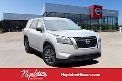 2025 Nissan Pathfinder S SUV