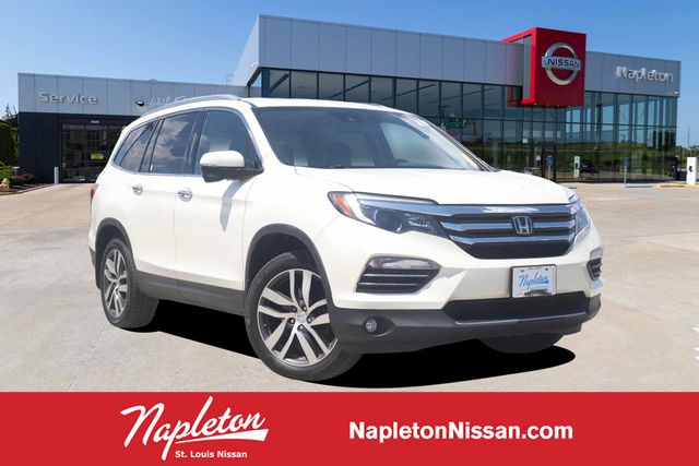 2017 Honda Pilot 4WD Touring's photo