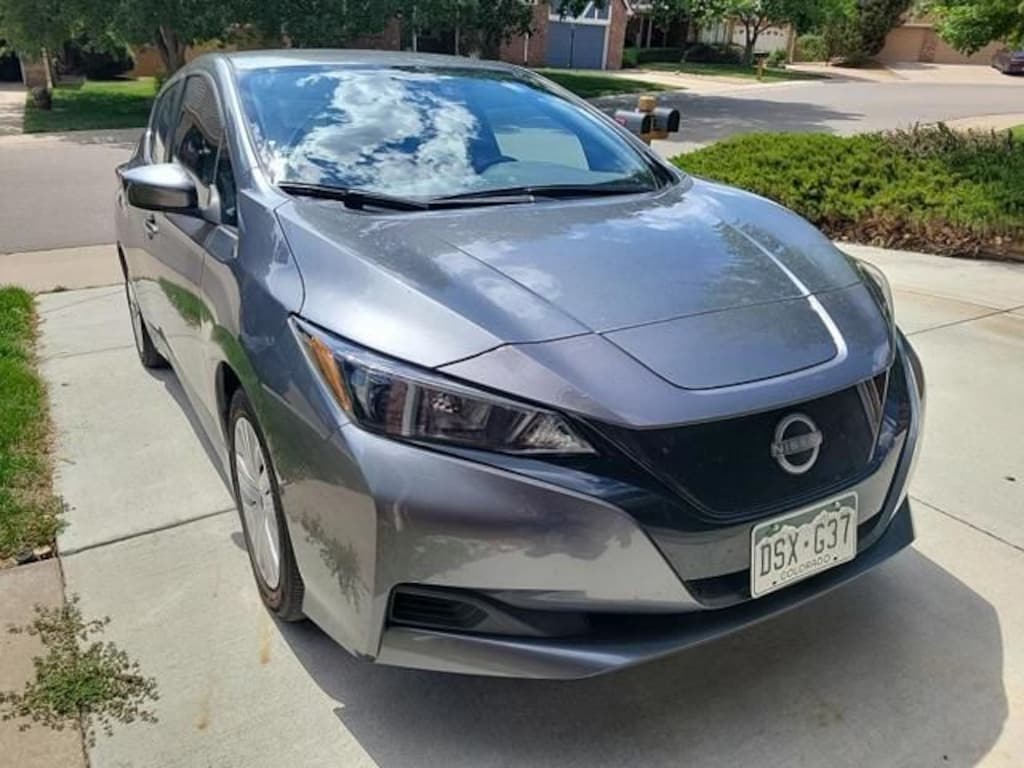Used 2025 Nissan LEAF S Hatchback