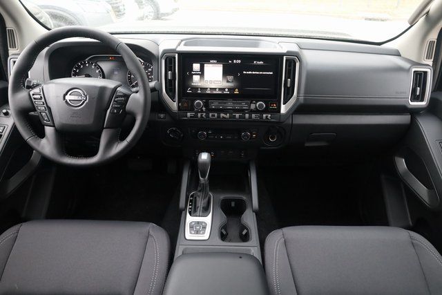 2026 Nissan Frontier SV - Photo 17