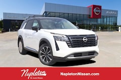 2026 Nissan Pathfinder Platinum SUV