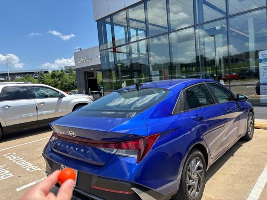 Used 2024 Hyundai Elantra SEL Sedan