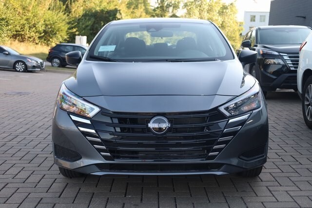 2025 Nissan Versa S photo 2